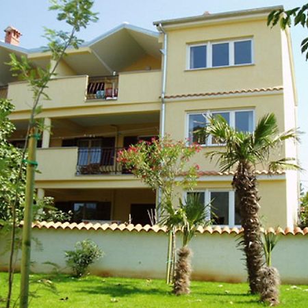 Apartments Nina Rovinj Exterior foto